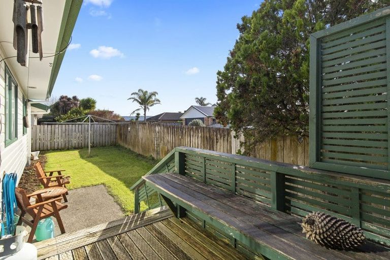 Photo of property in 2b Village Place, Tuakau, 2121