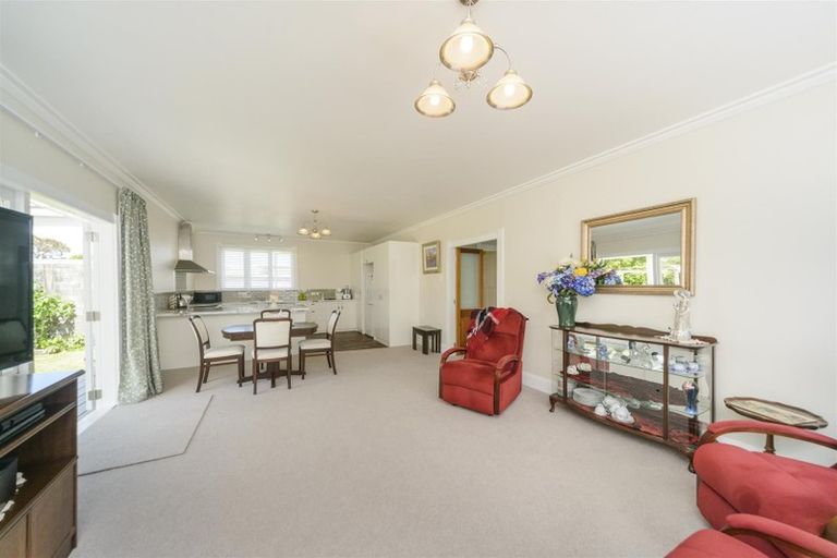 Photo of property in 7 Station Road, Marton, 4710