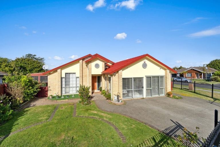 Photo of property in 55 Burswood Drive, Burswood, Auckland, 2013