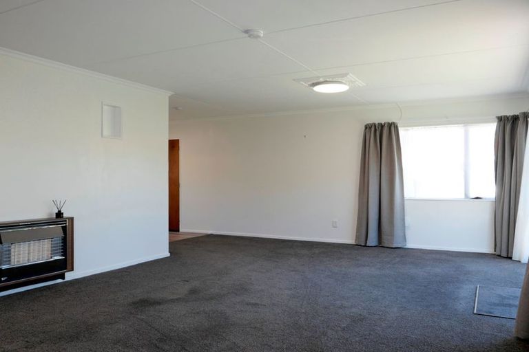 Photo of property in 6 Bevan Place, Otaki, 5512