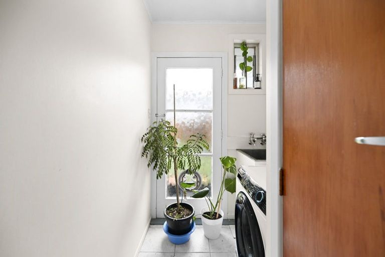 Photo of property in 10 Hibiscus Avenue, Hamilton Lake, Hamilton, 3204