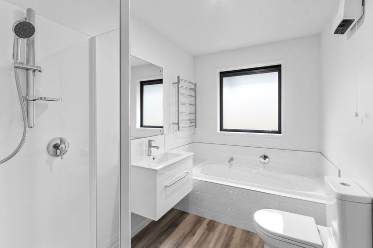 Photo of property in 6 Mccahon Lane, Rolleston, 7615