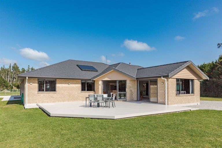 Photo of property in 73 Mcpadden Road, Westport, 7892