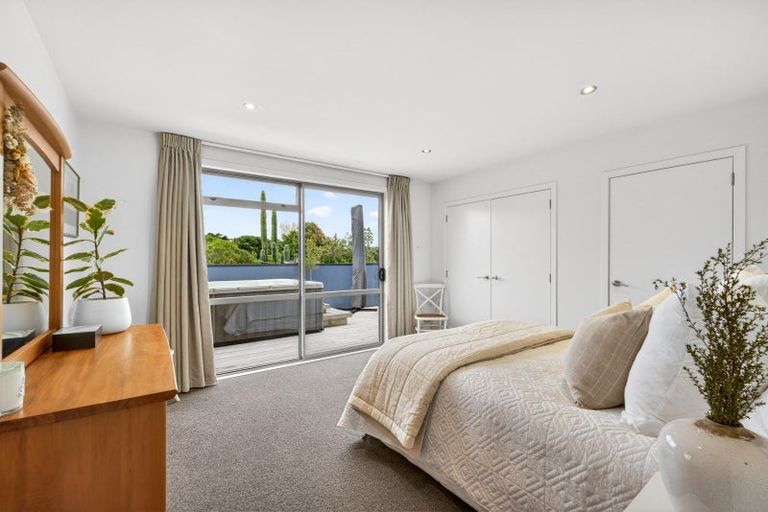 Photo of property in 11 Mer Place, Bay View, Napier, 4104