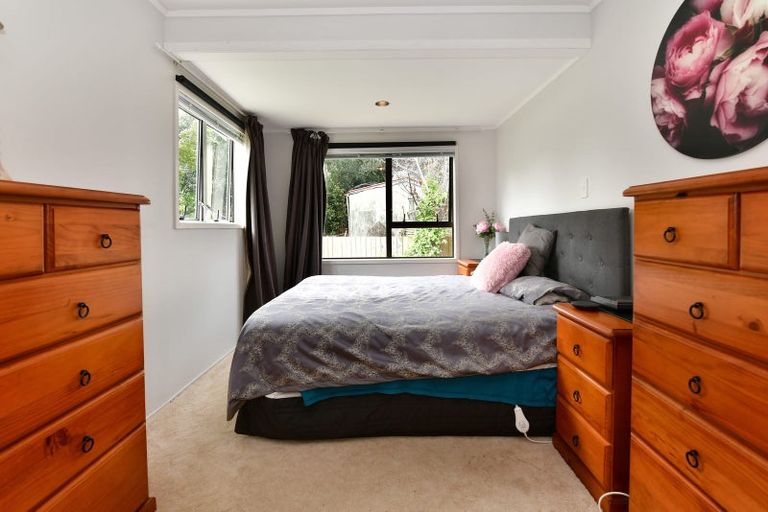 Photo of property in 30 Downer Street, Helensville, 0800