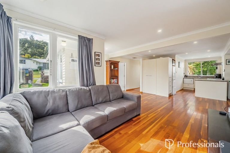 Photo of property in 1/102 Horoeka Street, Stokes Valley, Lower Hutt, 5019