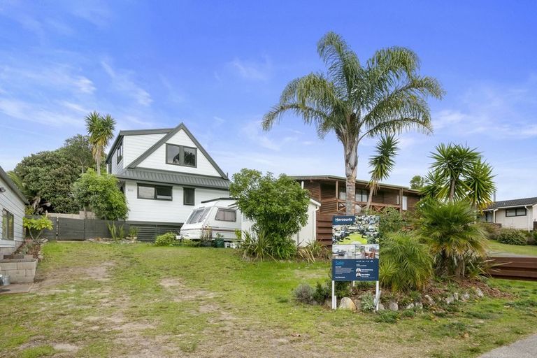 Photo of property in 200 Vista Paku, Pauanui, Hikuai, 3579