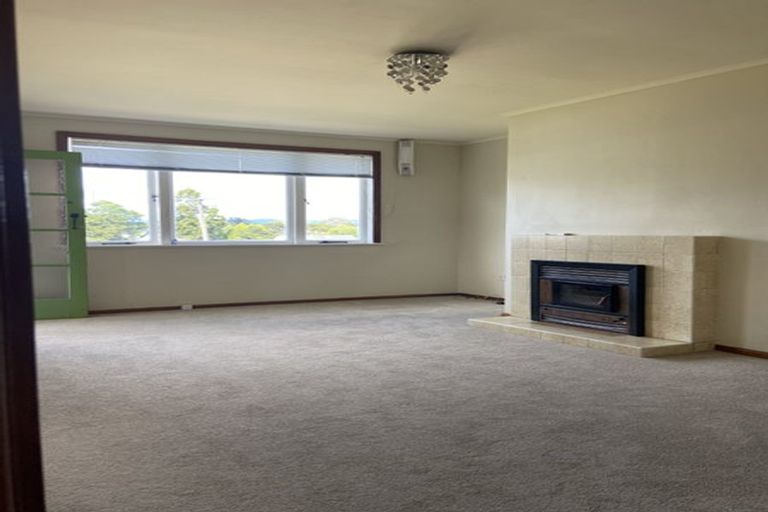 Photo of property in 14 Wharf Road, Te Atatu Peninsula, Auckland, 0610