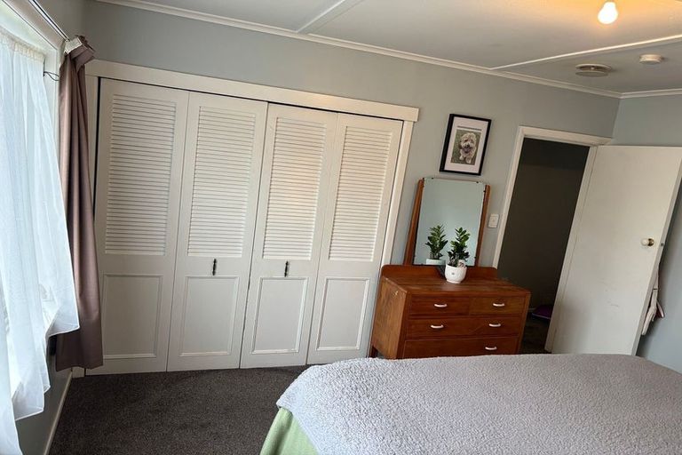 Photo of property in 13 Tapsell Road, Fairy Springs, Rotorua, 3015