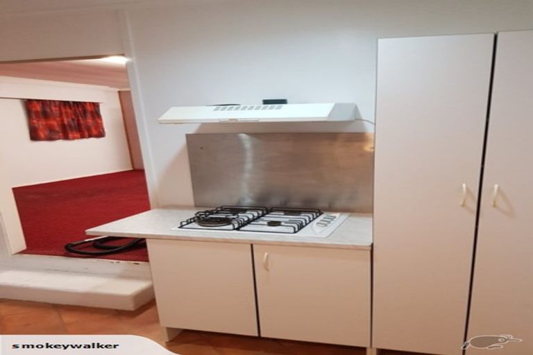 Photo of property in 109 Eskdale Road, Birkdale, Auckland, 0626