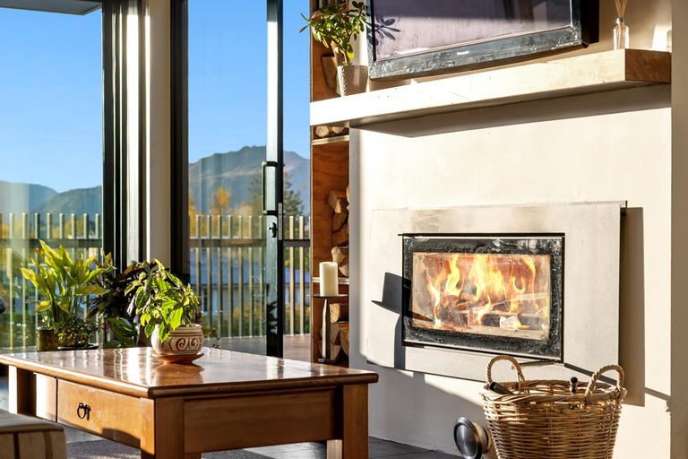 Photo of property in 148 Warren Street, Wanaka, 9305