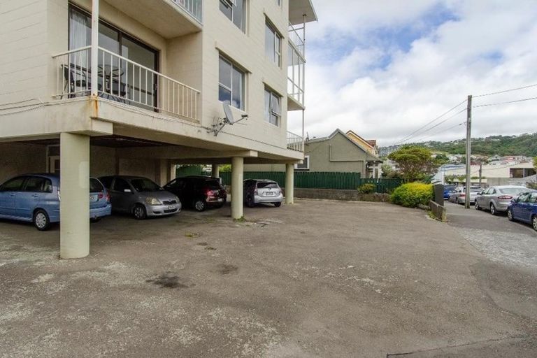 Photo of property in 26f4 Normanby Street, Newtown, Wellington, 6021