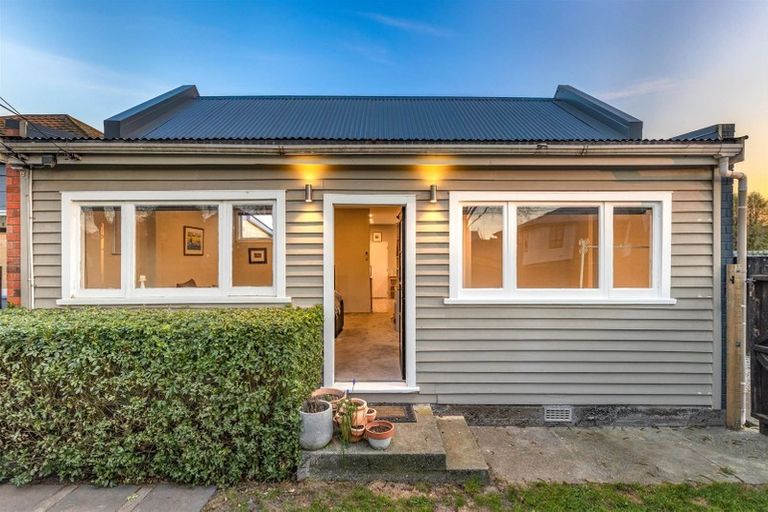 Photo of property in 90 Poulson Street, Addington, Christchurch, 8024