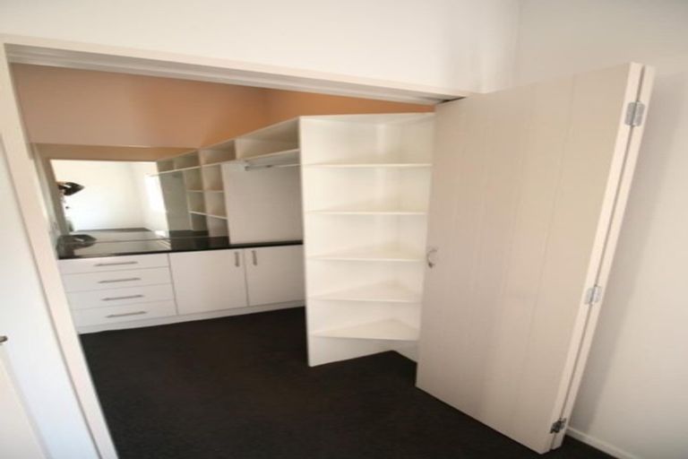 Photo of property in 27 Edgewood Way, Henderson, Auckland, 0612