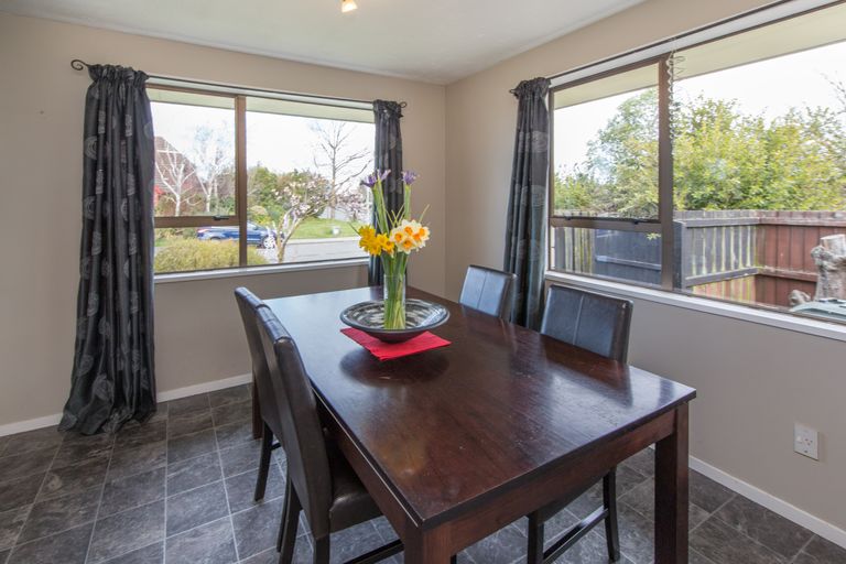 Photo of property in 26 Parkhouse Drive, Rangiora, 7400