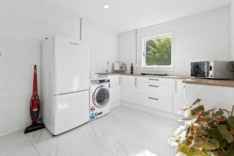 Photo of property in 213 Hobsonville Road, Hobsonville, Auckland, 0618