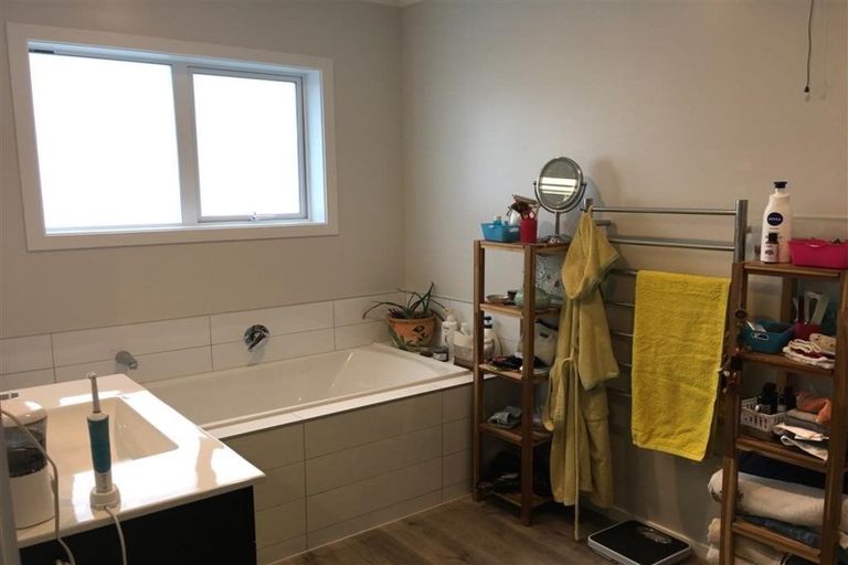 Photo of property in 14 Linwood Drive, Paraparaumu, 5032