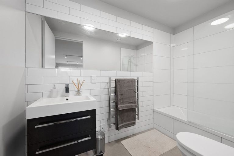 Photo of property in Detroit Apartments, 104/181u Tasman Street, Mount Cook, Wellington, 6021