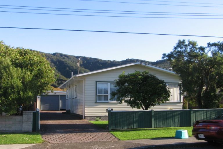 Photo of property in 23 Karamu Crescent, Wainuiomata, Lower Hutt, 5014
