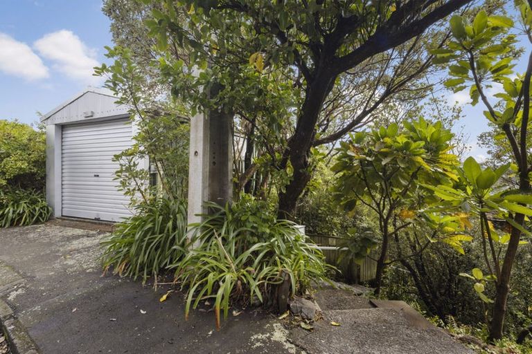 Photo of property in 32 Harland Street, Brooklyn, Wellington, 6021