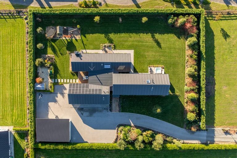 Photo of property in 112 Birchs Road, Prebbleton, 7674