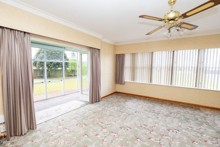 Photo of property in 63 Pipiroa Road, Ngatea, 3503