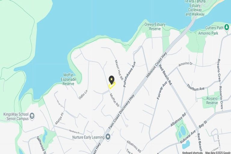 Photo of property in 15 Moffat Road, Red Beach, 0932