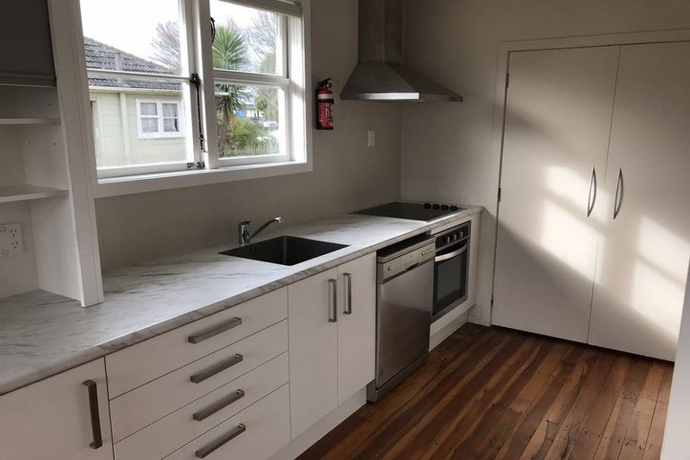 Photo of property in 15a Harris Street, Pukekohe, 2120