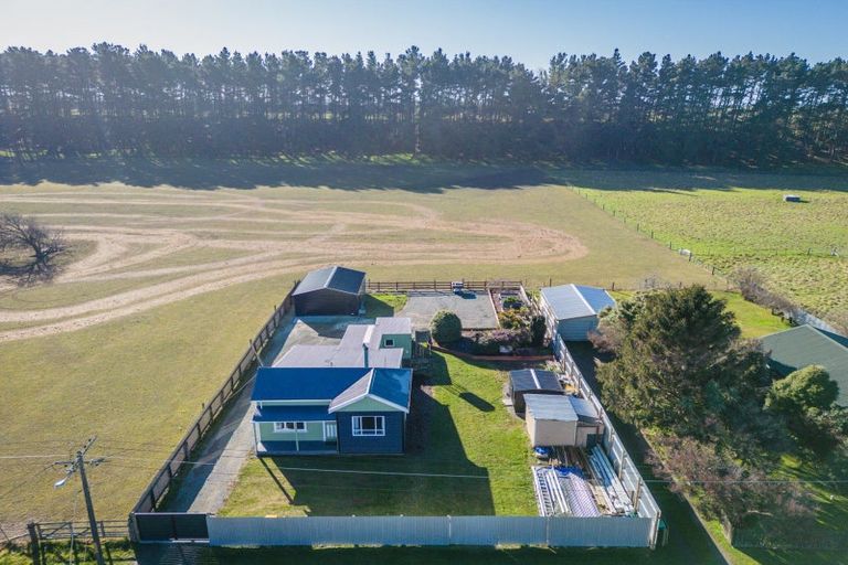 Photo of property in 24 Queen Street, Pareora, 7912