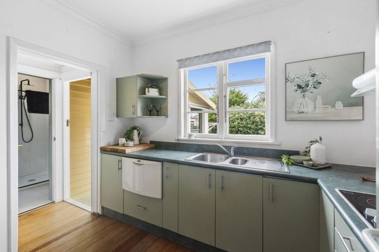 Photo of property in 19 Rutland Street, Levin, 5510