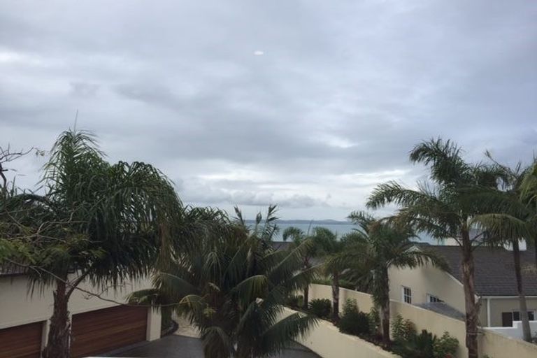 Photo of property in 239a Bleakhouse Road, Mellons Bay, Auckland, 2014