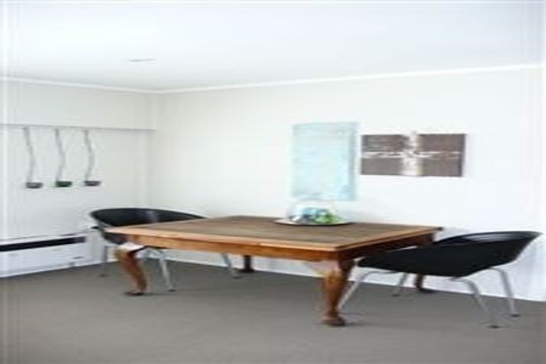Photo of property in 16 Sydney Street, Hauraki, Auckland, 0622