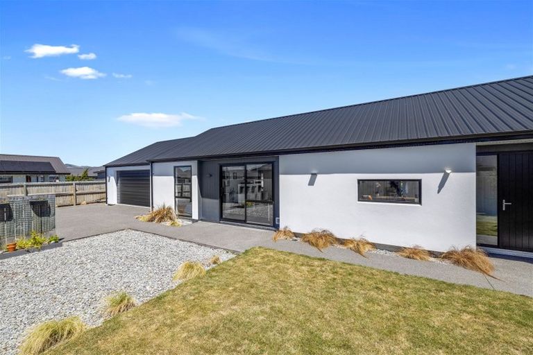 Photo of property in 21 Romanee Lane, Wigram, Christchurch, 8025