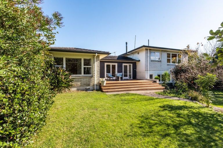 Photo of property in 6 George Place, Havelock North, 4130