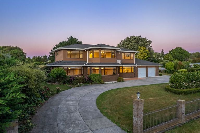 Photo of property in 28 Gordon Place, Levin, 5510