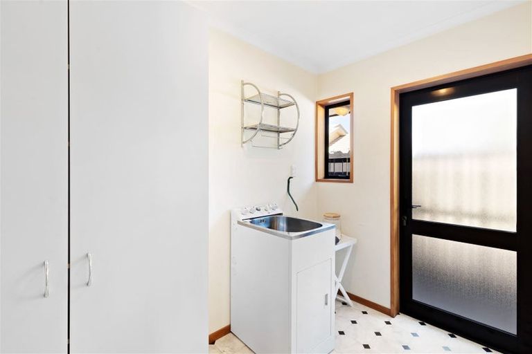 Photo of property in 4b Enverton Drive, Rangiora, 7400