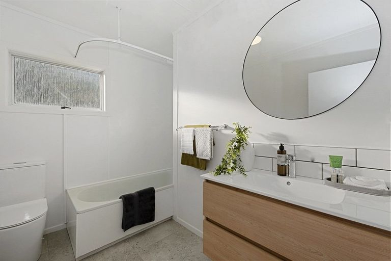 Photo of property in 12a Ridout Street, Maeroa, Hamilton, 3200