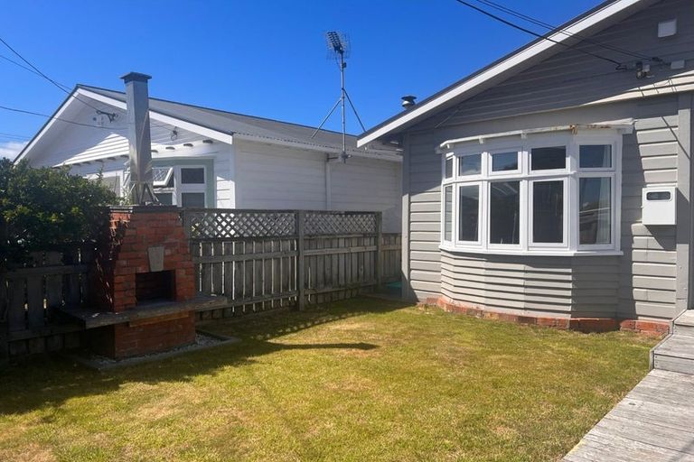 Photo of property in 12 Caledonia Street, Miramar, Wellington, 6022