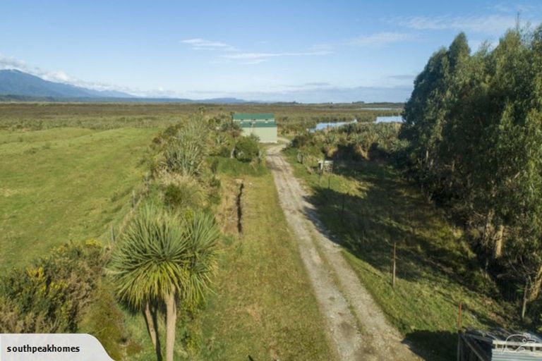 Photo of property in 23/23 Alma Road, Westport, 7892