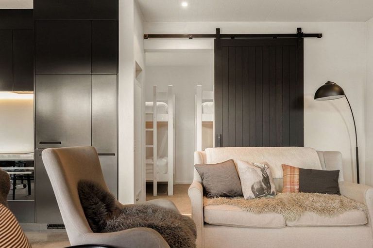 Photo of property in 10 Wilding Road, Lake Hayes, Queenstown, 9371