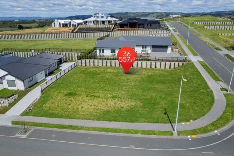 Photo of property in 17 Ridge Drive, Omokoroa, 3114