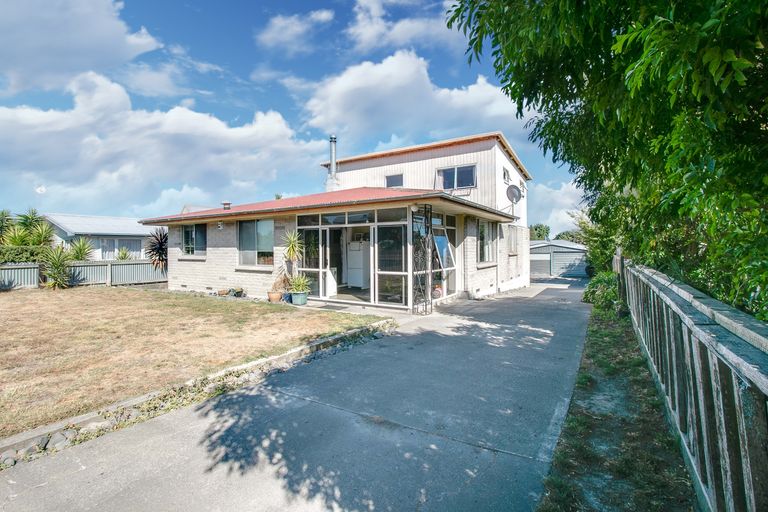 Photo of property in 68 Middle Road, Havelock North, 4130