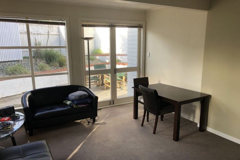 Photo of property in 18 Putnam Street, Northland, Wellington, 6012