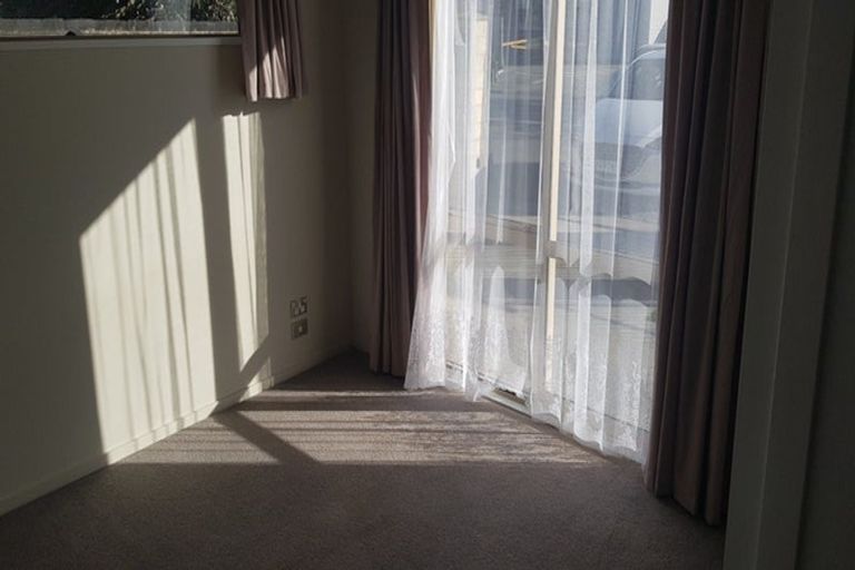 Photo of property in 3 Reeves Road, Rangiora, 7400