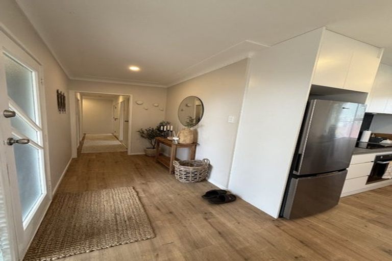 Photo of property in 4/104 Coronation Road, Papatoetoe, Auckland, 2025