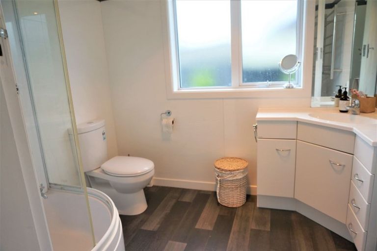 Photo of property in 28 Salford Street, Windsor, Invercargill, 9810