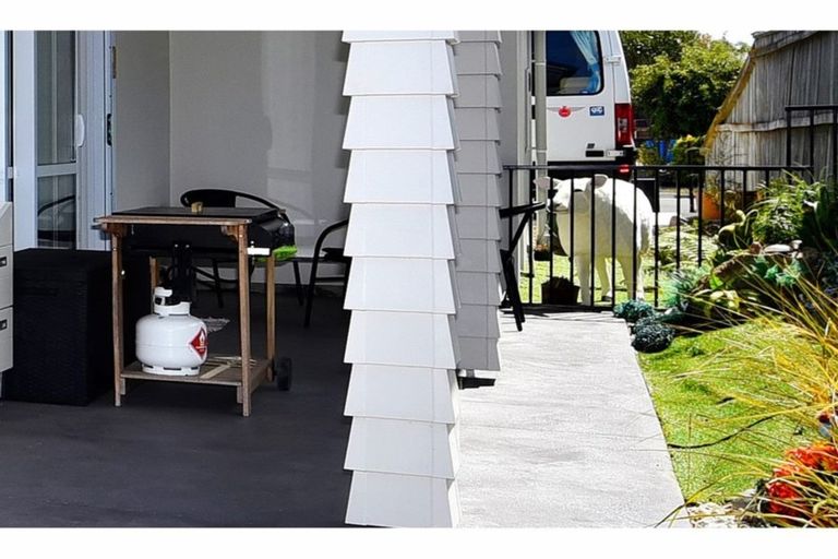 Photo of property in 15 Curtis Street, Stoke, Nelson, 7011