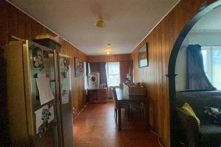 Photo of property in 192 Don Buck Road, Massey, Auckland, 0614