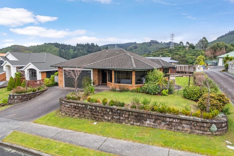 Photo of property in 45 Kirton Drive, Riverstone Terraces, Upper Hutt, 5018