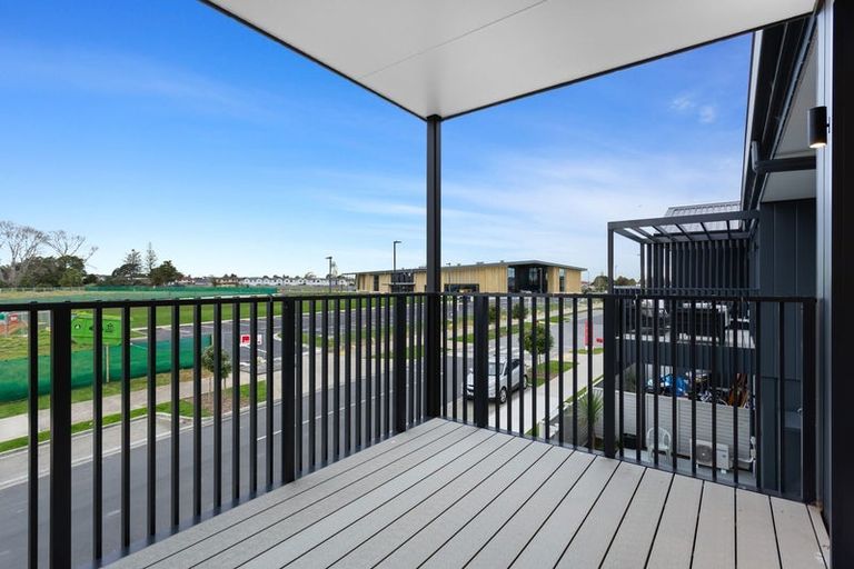 Photo of property in 5 Tana Way, Manurewa, Auckland, 2102